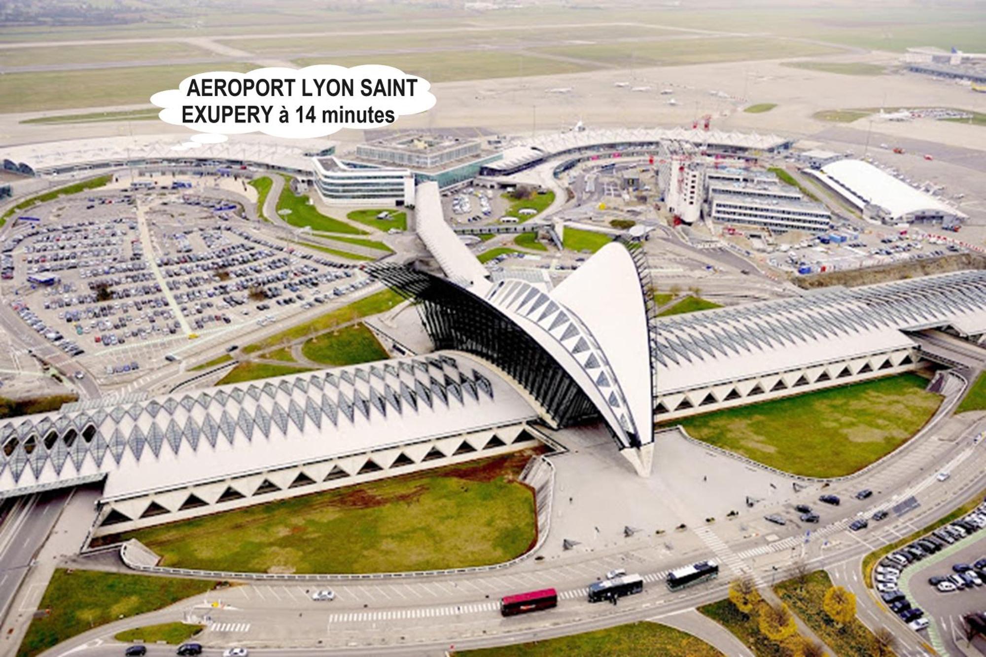 Votre Cocon Parfait A 9 Min D'Eurexpo Et 14 Min Groupama Apartment Saint-Priest  Exterior photo